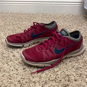 Nike Womens sneakers size 8.5